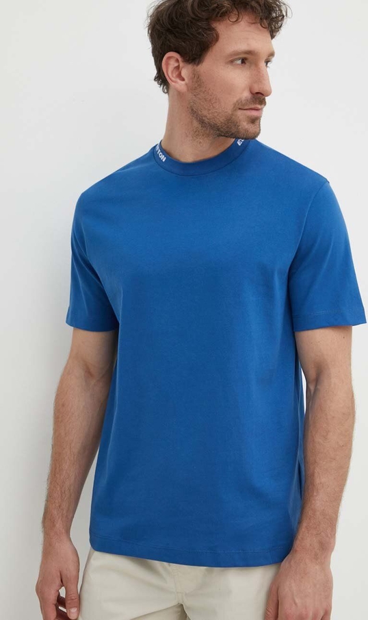 T-shirt United Colors Of Benetton z krótkim rękawem w stylu casual