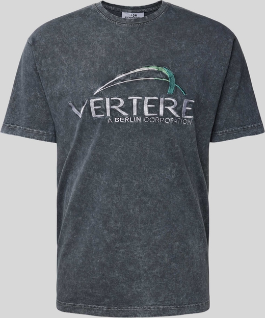 T-shirt Vertere z bawełny z krótkim rękawem w młodzieżowym stylu
