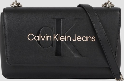 Torebka Calvin Klein matowa średnia na ramię