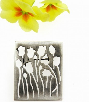 Venus Galeria Broszka srebrna - Bukiet tulipanów