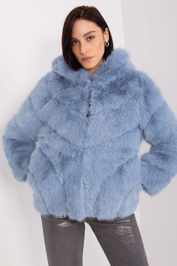 Wool Fashion Italia Jasnoniebieska przejściowa kurtka z eko futerka