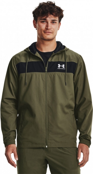 Zielona kurtka Under Armour krótka w sportowym stylu