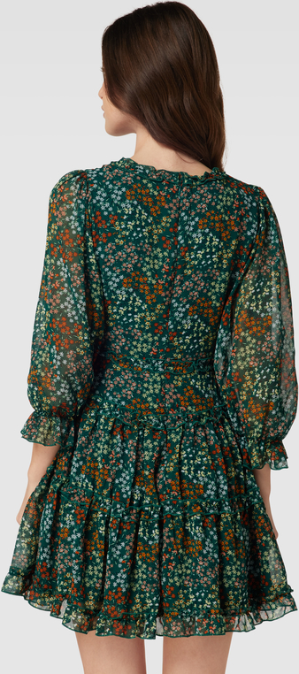 Zielona sukienka APRICOT w stylu casual z dekoltem w kształcie litery v