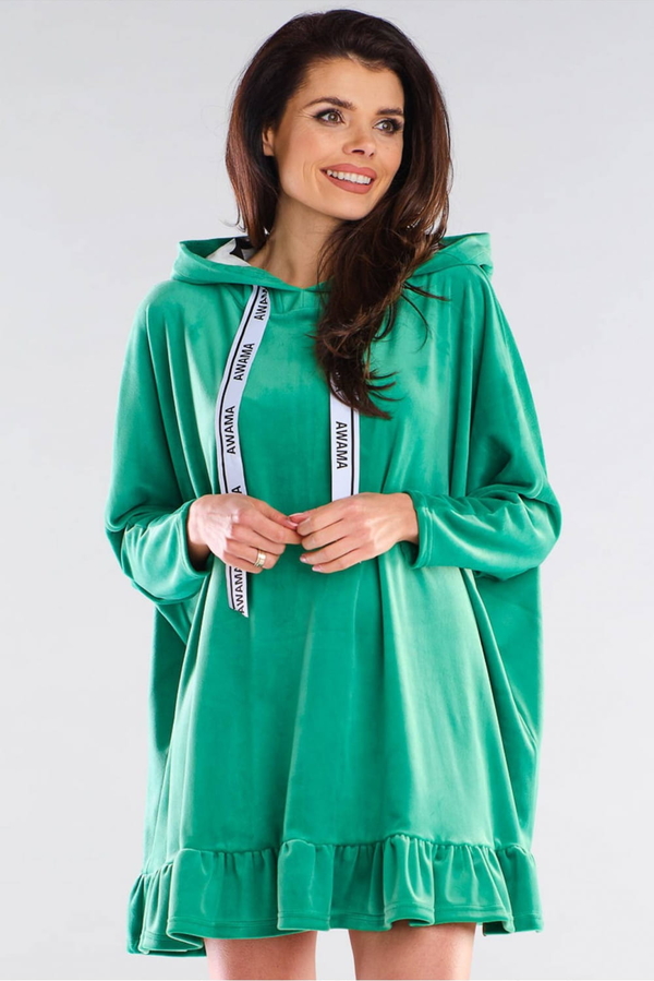 Zielona sukienka Awama z okrągłym dekoltem z długim rękawem oversize