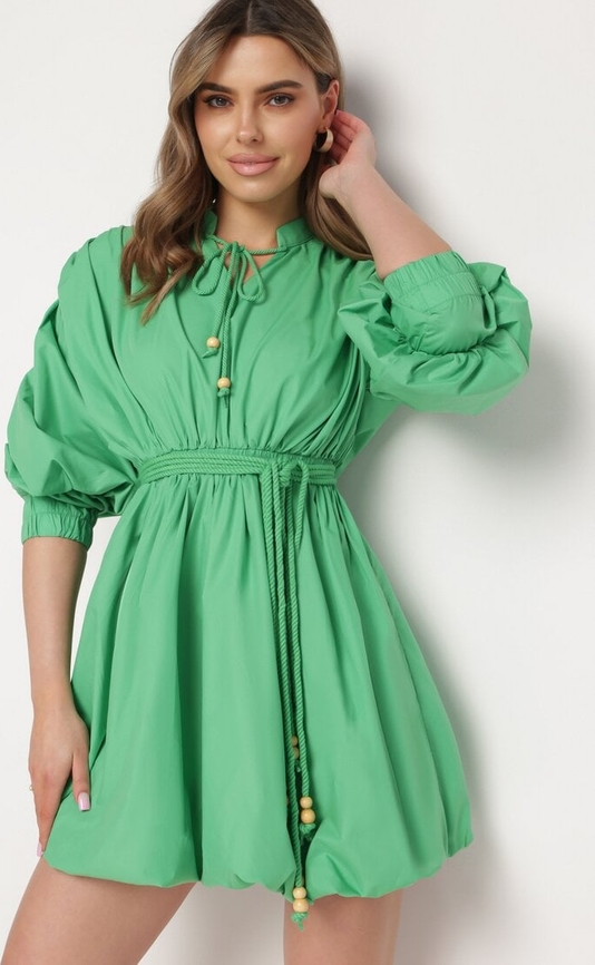 Zielona sukienka born2be mini z tkaniny