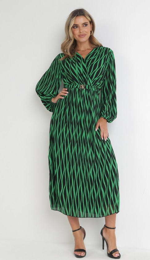 Zielona sukienka born2be w stylu casual kopertowa