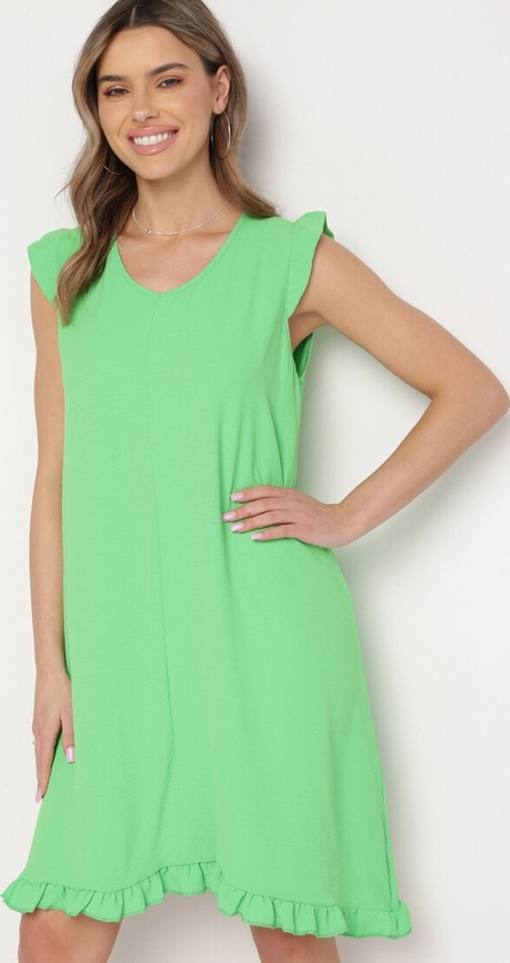 Zielona sukienka born2be w stylu casual mini trapezowa