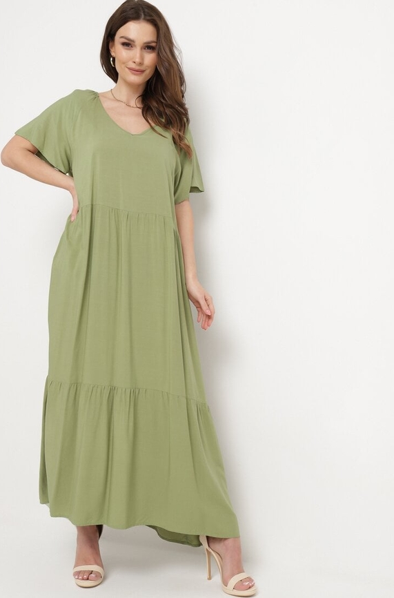 Zielona sukienka born2be w stylu casual z krótkim rękawem