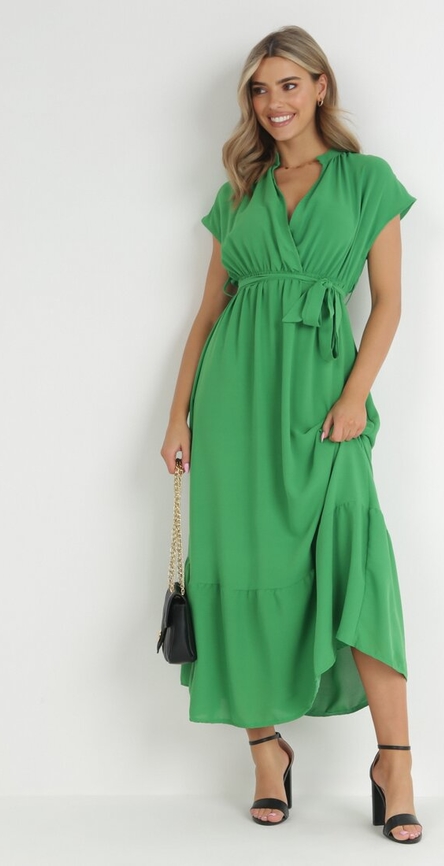 Zielona sukienka born2be z dekoltem w kształcie litery v maxi