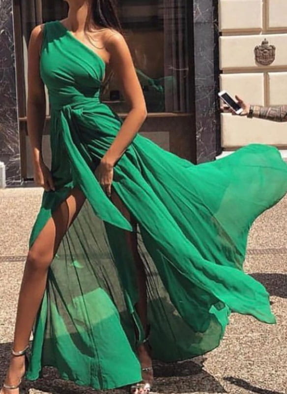 Zielona sukienka Cikelly z dekoltem w kształcie litery v