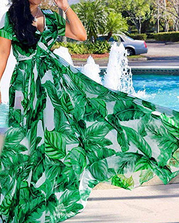Zielona sukienka Kendallme z dekoltem w kształcie litery v z krótkim rękawem trapezowa