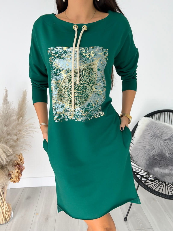 Zielona sukienka ModnaKiecka.pl z okrągłym dekoltem w stylu casual prosta