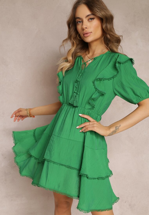 Zielona sukienka Renee mini z krótkim rękawem rozkloszowana