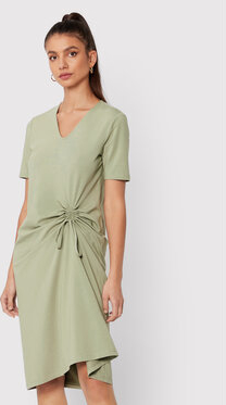 Zielona sukienka Tatuum z krótkim rękawem w stylu casual z dekoltem w kształcie litery v