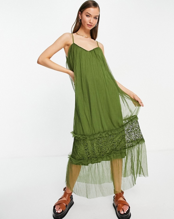 Zielona sukienka Vila z tiulu na ramiączkach