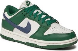 Zielone buty sportowe Nike w sportowym stylu z płaską podeszwą