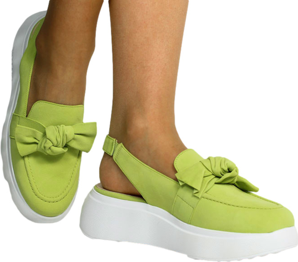 Zielone buty Wonders z płaską podeszwą