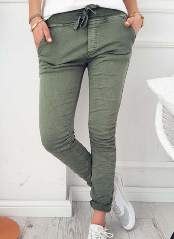 Zielone jeansy Sandbella z dresówki w militarnym stylu