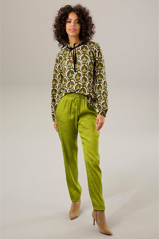 Zielone spodnie Aniston w stylu casual