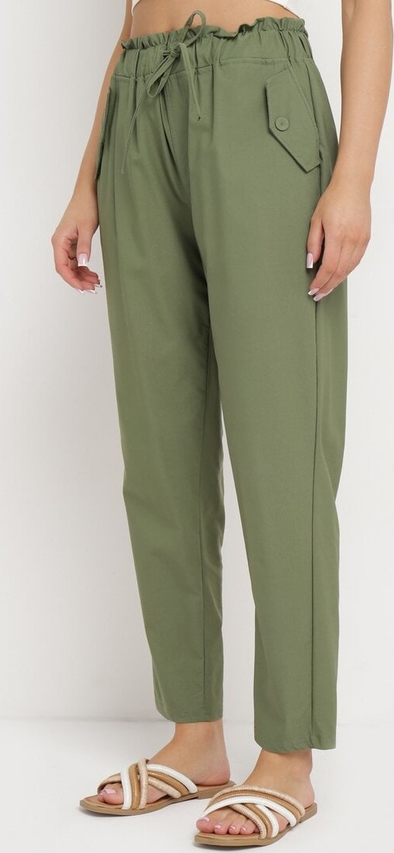 Zielone spodnie born2be w stylu casual