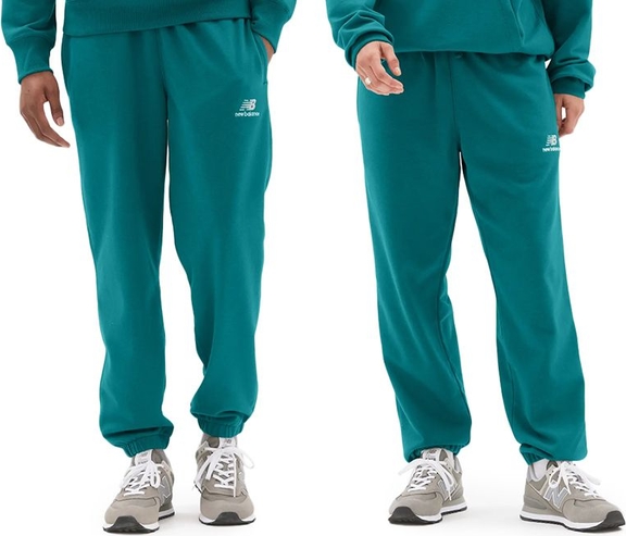 Zielone spodnie New Balance w sportowym stylu