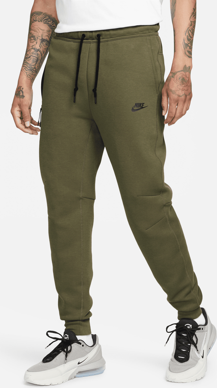 Zielone spodnie Nike w sportowym stylu