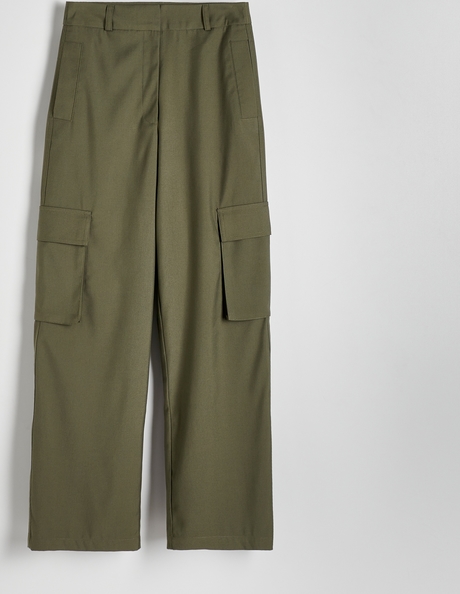 Zielone spodnie Reserved z tkaniny