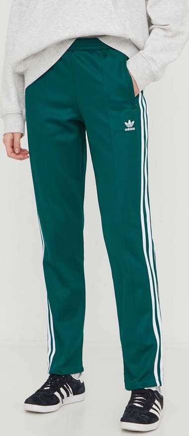 Zielone spodnie sportowe Adidas Originals w sportowym stylu