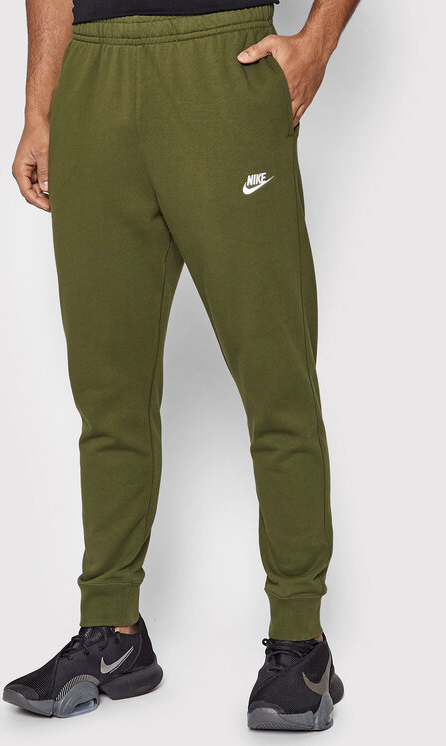 Zielone spodnie sportowe Nike z dresówki