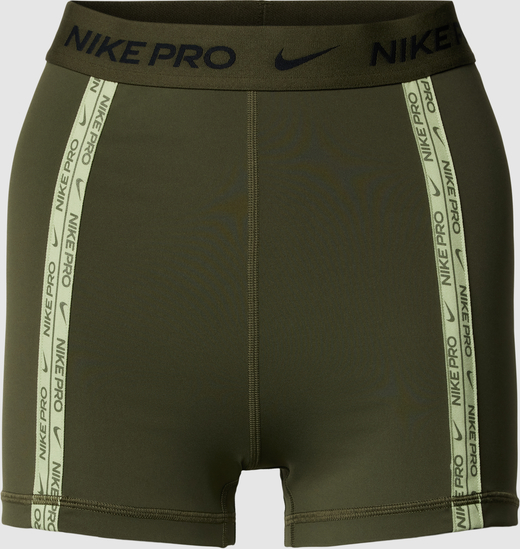 Zielone szorty Nike w sportowym stylu
