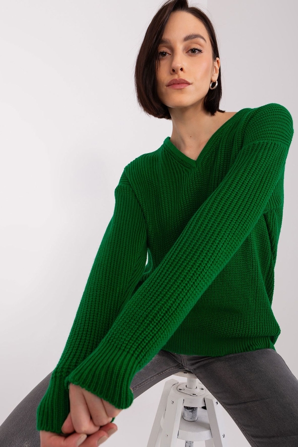 Zielony sweter Badu z wełny w stylu casual
