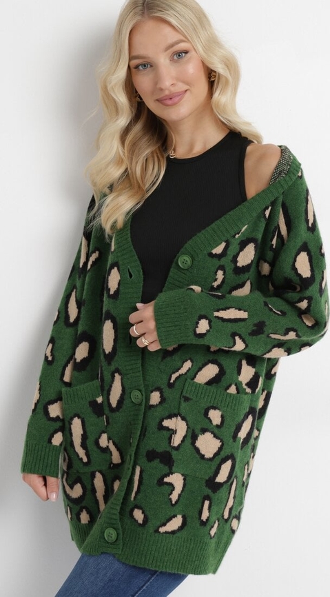 Zielony sweter born2be w stylu casual z tkaniny