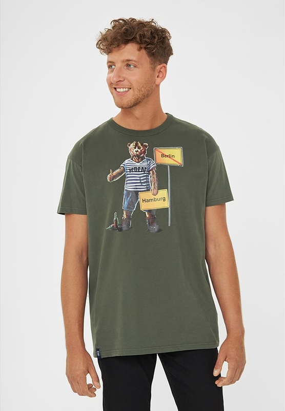 Zielony t-shirt Derbe z nadrukiem w młodzieżowym stylu z bawełny
