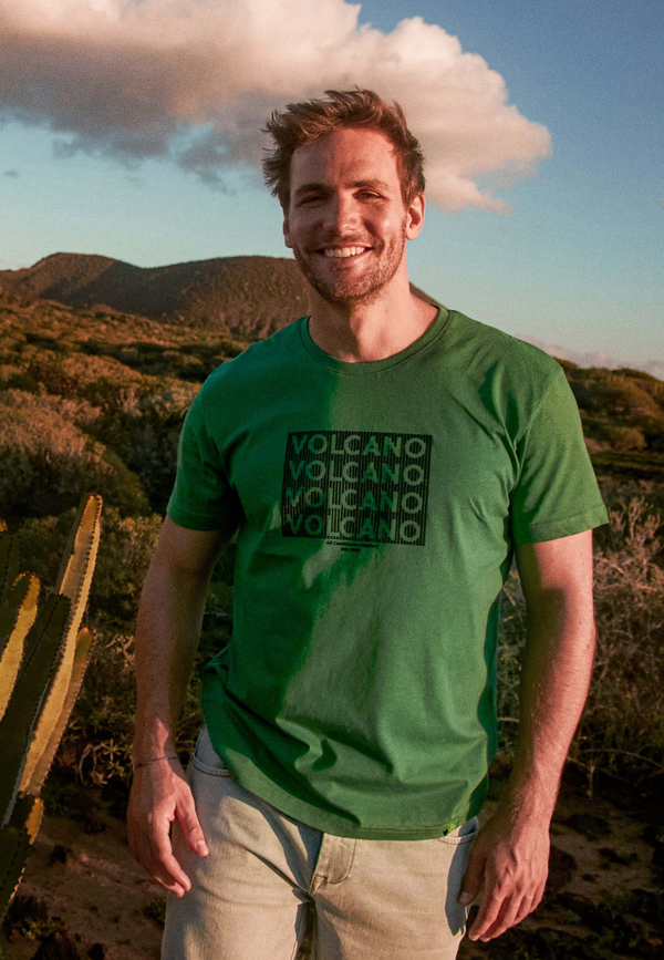 Zielony t-shirt Volcano w młodzieżowym stylu z krótkim rękawem z bawełny