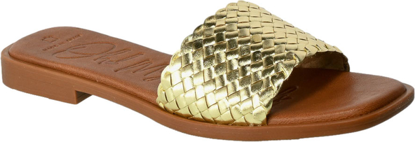 Złote klapki Oh My Sandals w stylu casual z płaską podeszwą ze skóry