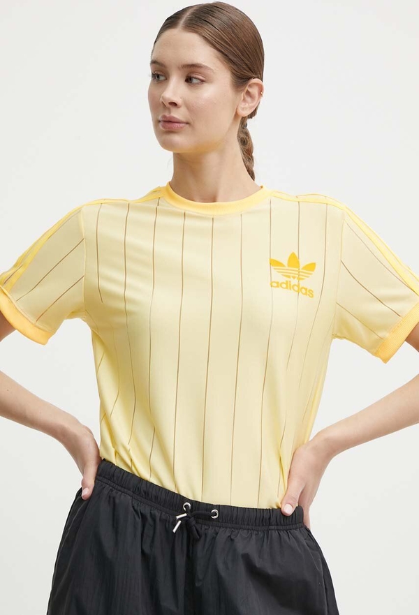 Żółta bluzka Adidas Originals w sportowym stylu