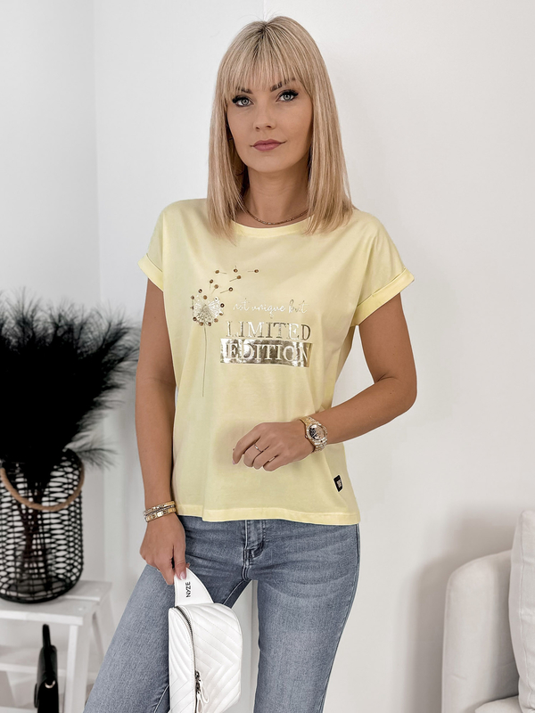 Żółta bluzka UBRA.PL z okrągłym dekoltem w młodzieżowym stylu