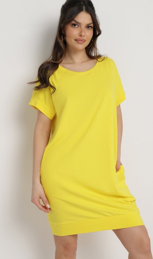 Żółta sukienka born2be mini w stylu casual z okrągłym dekoltem