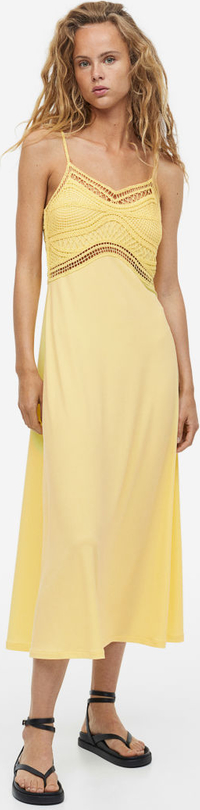 Żółta sukienka H & M na ramiączkach w stylu casual z dekoltem w kształcie litery v