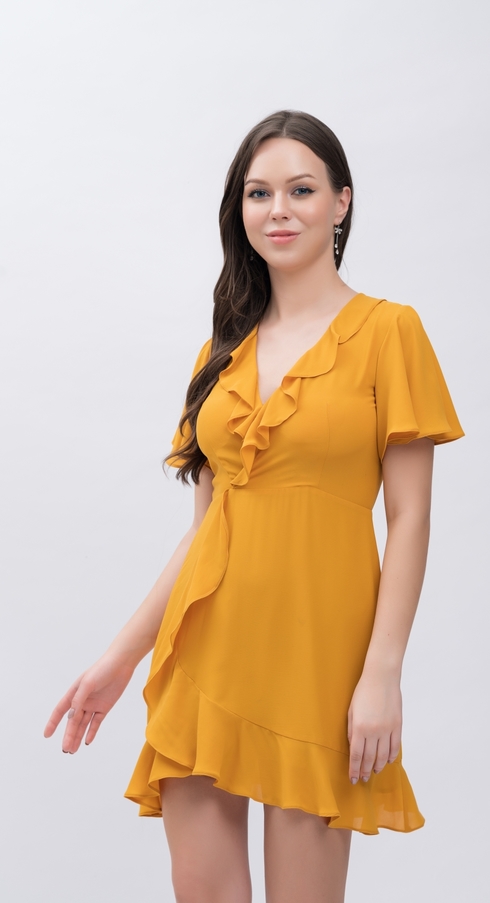 Żółta sukienka Justmelove mini z krótkim rękawem