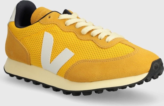 Żółte buty sportowe Veja sznurowane z płaską podeszwą