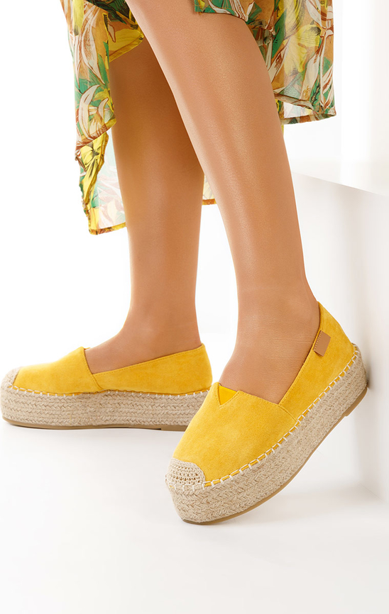 Żółte espadryle Zapatos w stylu casual