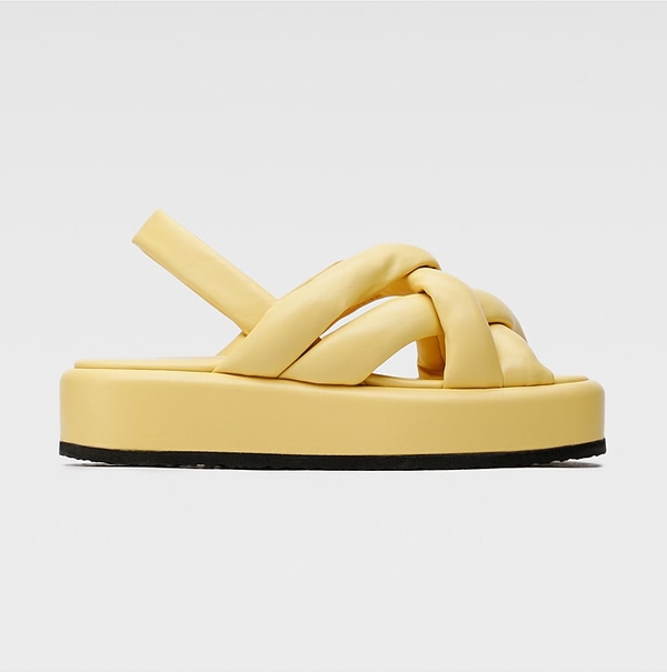 Żółte sandały Badura w stylu casual