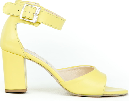 Żółte sandały Zapato z klamrami z zamszu