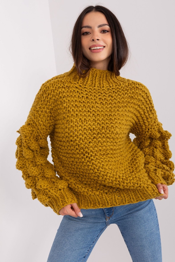Żółty sweter 5.10.15