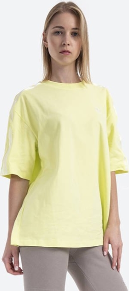 Żółty t-shirt Adidas Originals z krótkim rękawem z okrągłym dekoltem