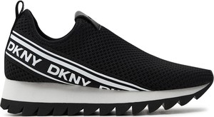 Czarne buty sportowe DKNY w sportowym stylu z płaską podeszwą