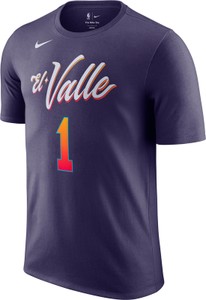 Fioletowy t-shirt Nike w sportowym stylu