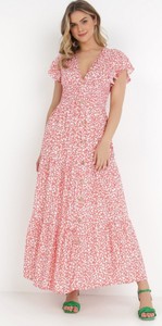 Różowa sukienka born2be maxi z dekoltem w kształcie litery v