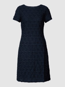 Granatowa sukienka Betty Barclay z okrągłym dekoltem mini